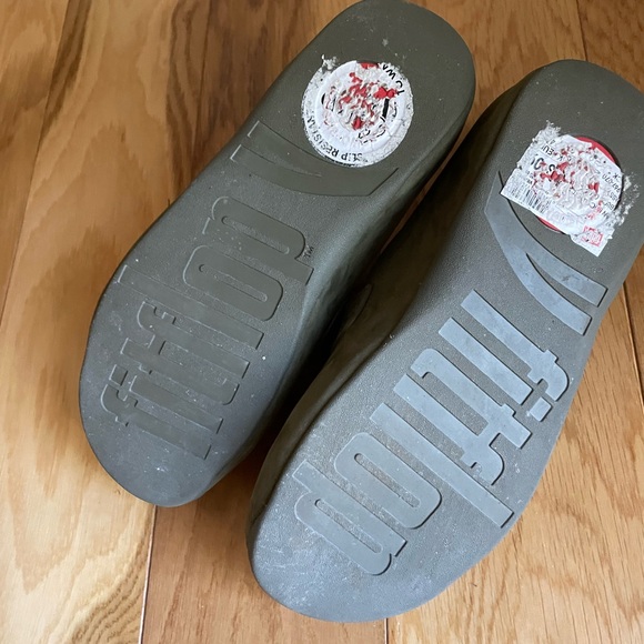 Fit Flop Size 9 Green Leather Buckle Mule Shoes - Picture 6 of 9